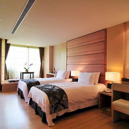 Tai-Yi Red Maple Resort Puli Luaran gambar
